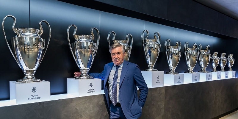 Ancelotti chơi bóng ở vị trí tiền vệ và có 26 trận khoác áo ĐT Ý